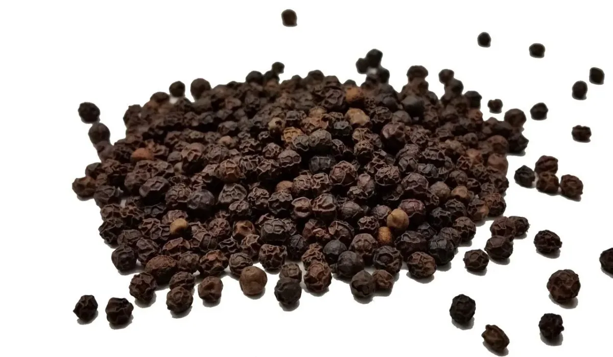 Akshar Black Pepper Whole 100g