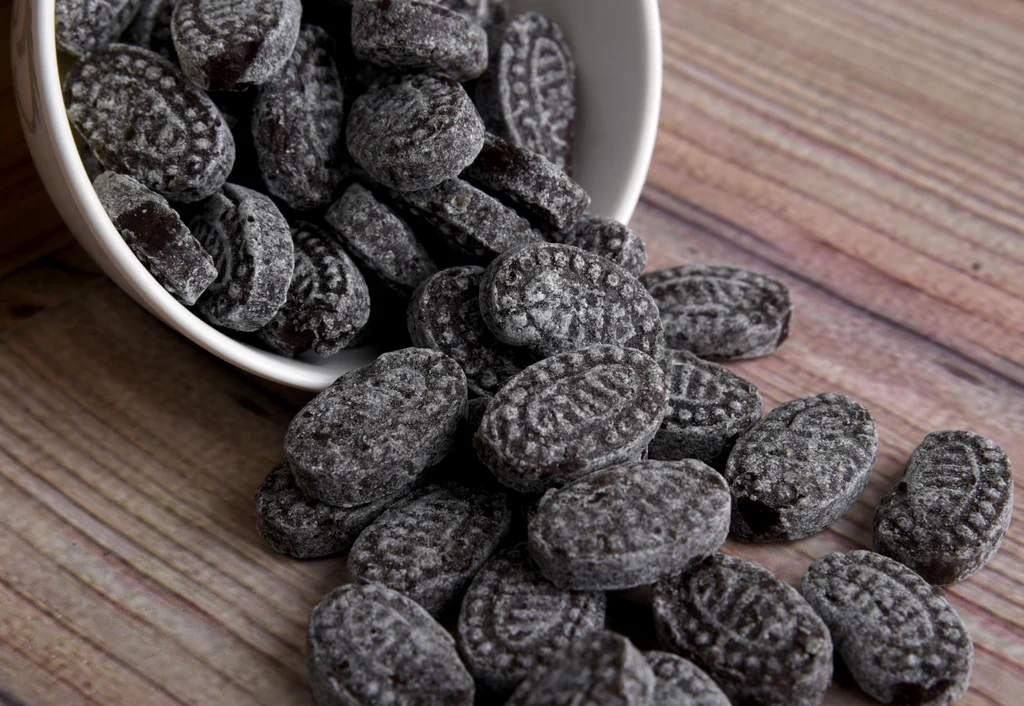 Akshar Kala Khatta Candy 200g